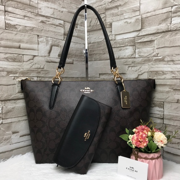 Coach Handbags - 👜COACH SET🌺AVA TOTE&WALLET
